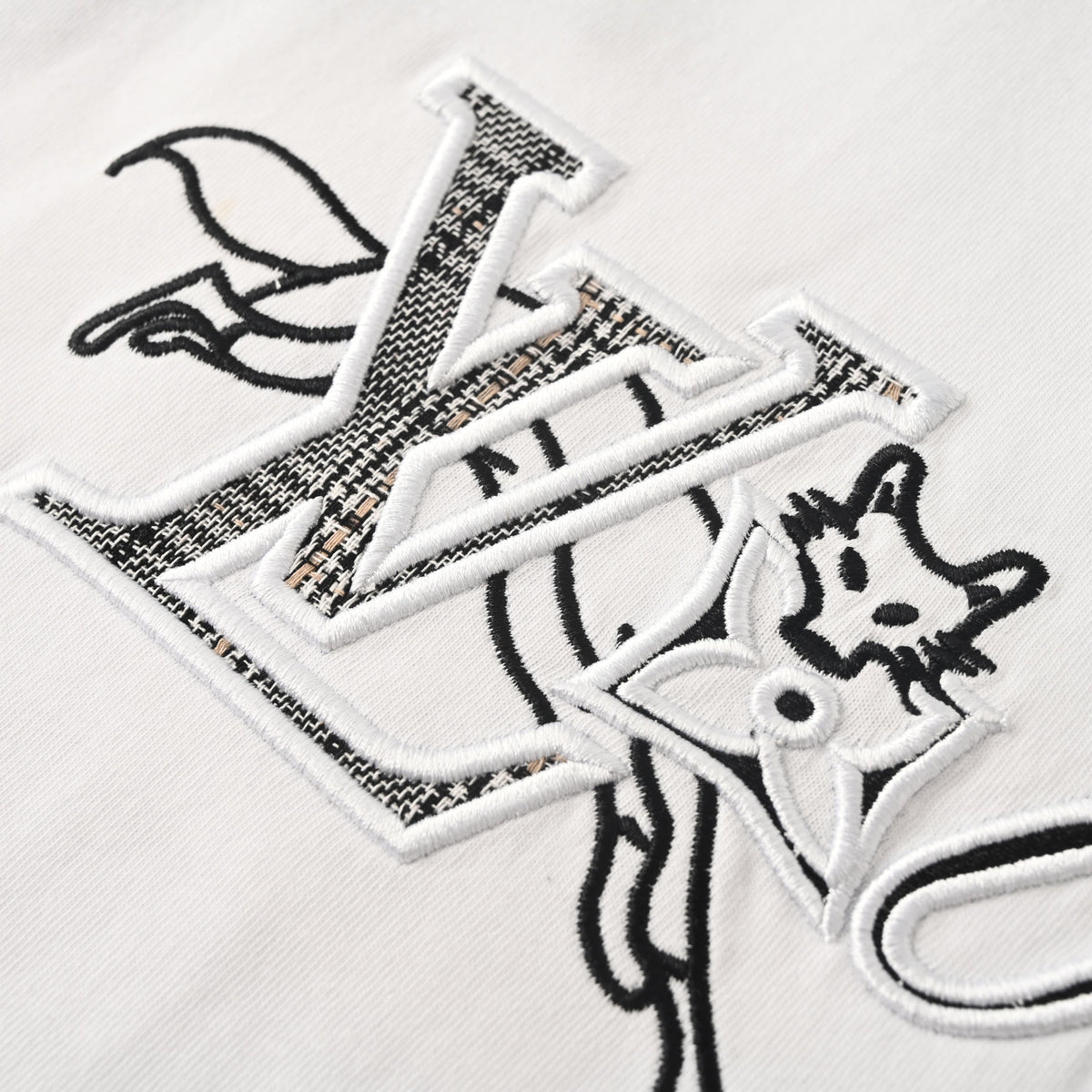 Louis Vuitton Fox Embroidered Signature Short-Sleeve T-Shirt | Casual Chic