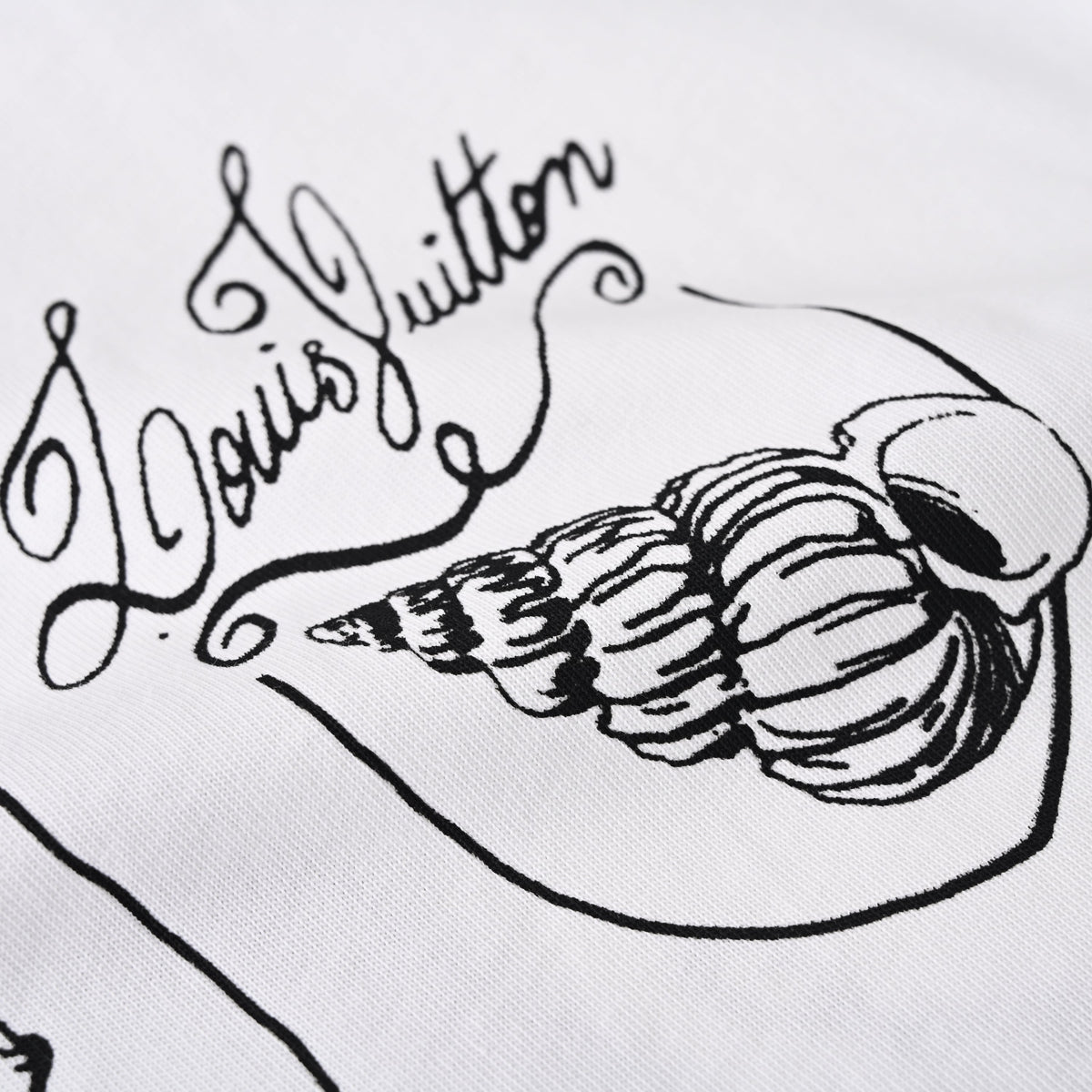 Louis Vuitton Seashell Letter Print Crew-Neck Short-Sleeve T-Shirt | Luxury Casual